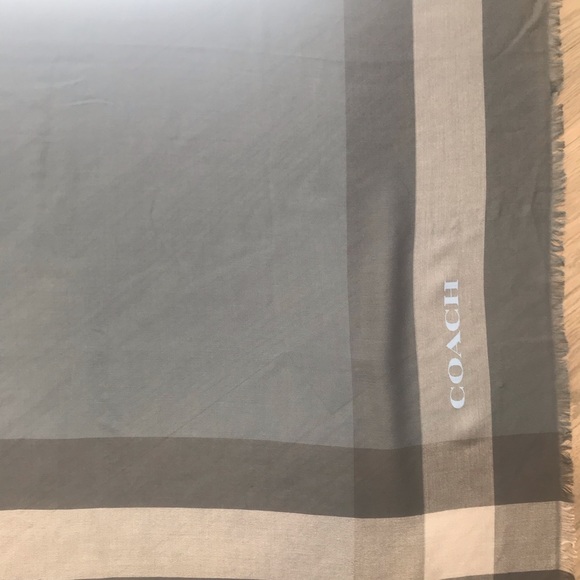 Authentic new blue coach scarf with tags - Picture 5 of 5